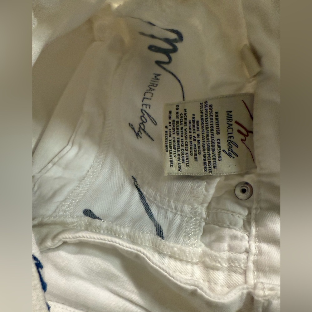 Miracle Body Jeans - Picture 5 of 9